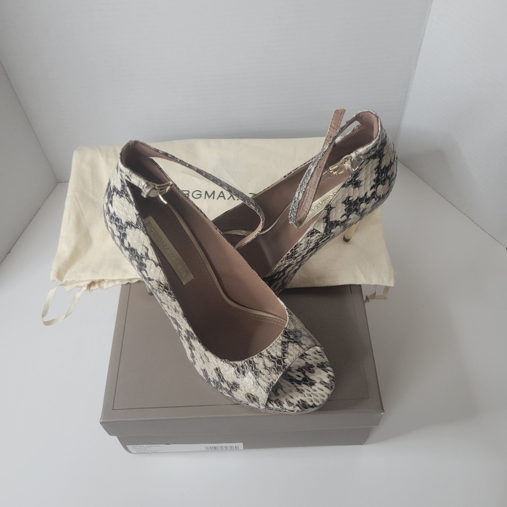 BCBGMAXAZRIA Peep Toe Heels Size 8 - Picture 2 of 6